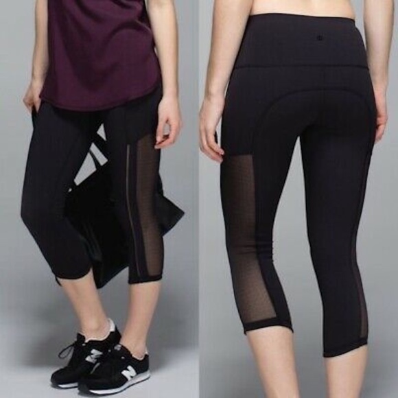 lululemon athletica Pants - NWOT Lululemon - Hot to Street Crop, Mesh Panels + High Waist, Luxtreme, 4